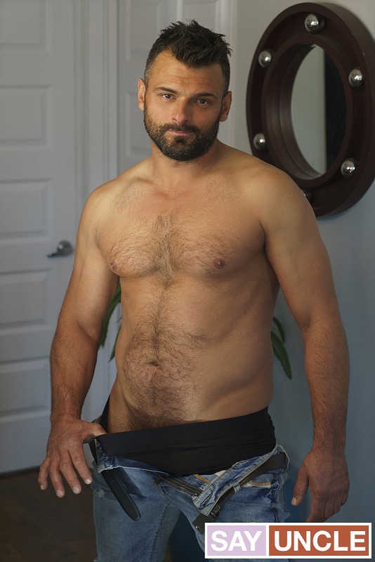 jeremy-spark-DAD-CREEP-stepdad-spots-me-01.jpg